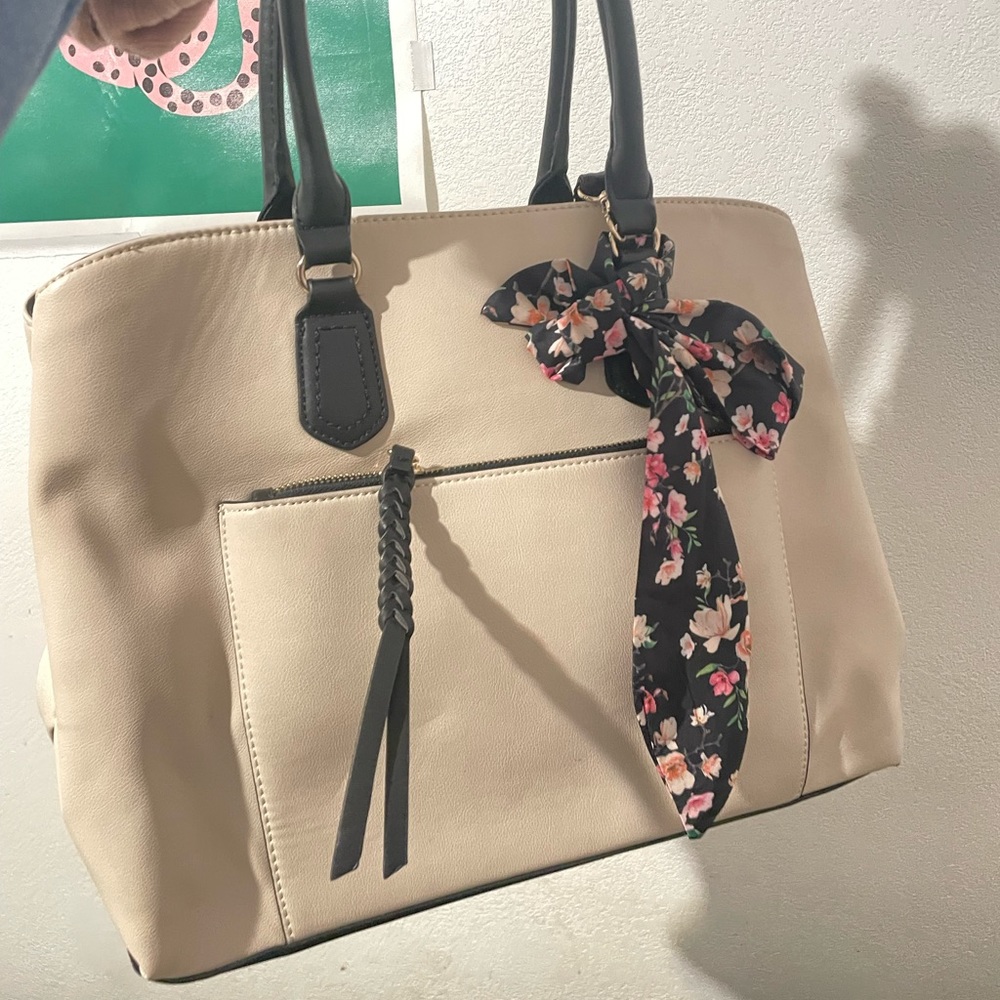 Kelly & Katie large tote bag
